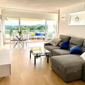 https://modern-penthouse-with-big-terrace.catalonia-hotels.com