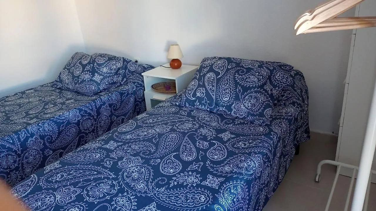 Habitación económica y acogedora a 10' de Cádiz Puerto Real Alloggio in famiglia
